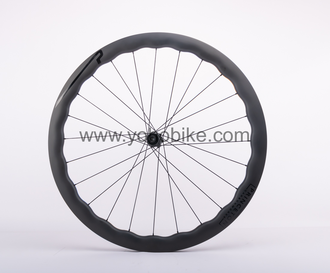 Gravel Wheels Princeton 4540 Carbon Road Wheels 31mm deep Disc Brake Carbon With DT swiss 180 hubs - Image 3