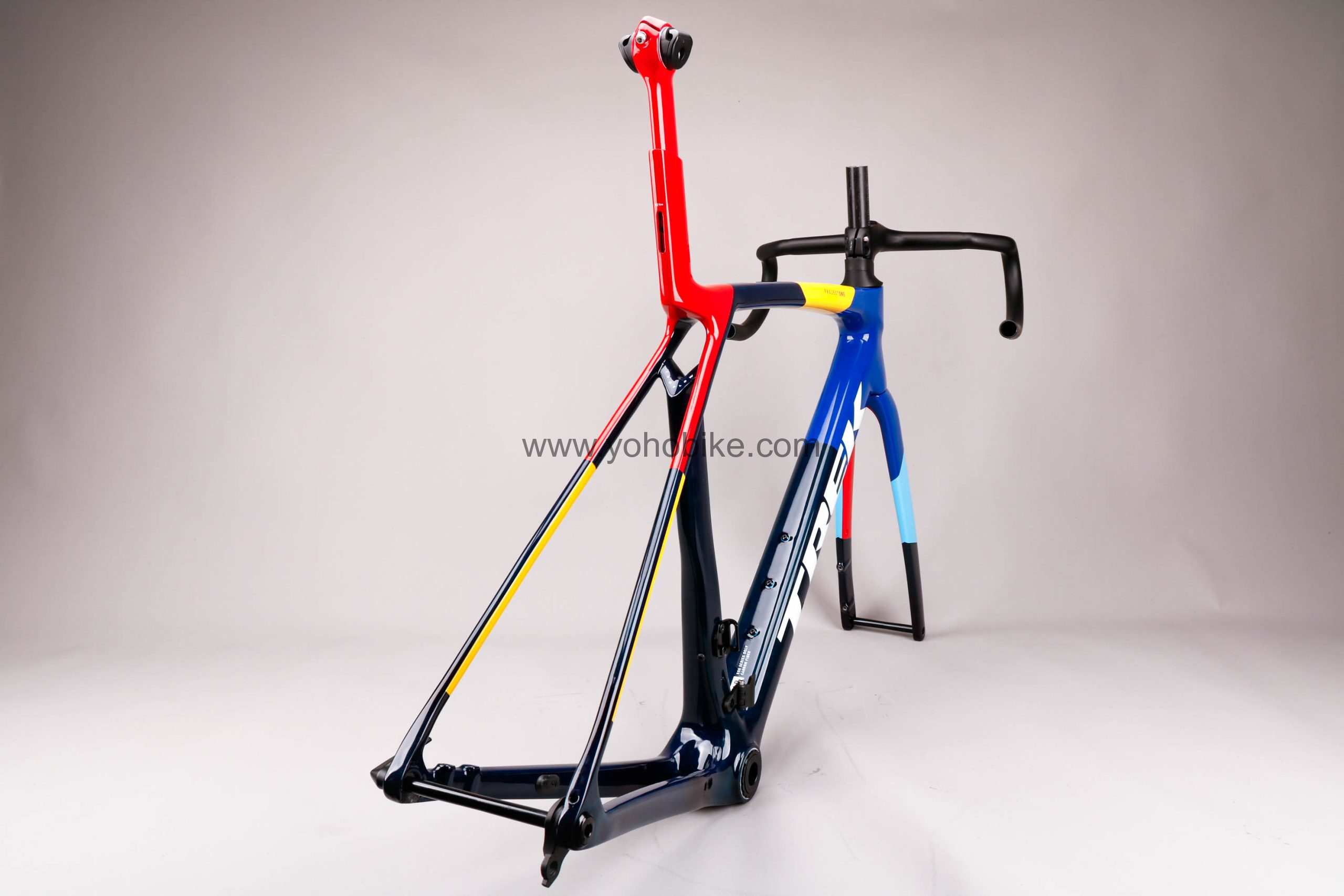 60 Colors 2025 Trek Madone gen8 Carbon Bike Frame With The Handlebar CRF02 Color Catalog - Image 5
