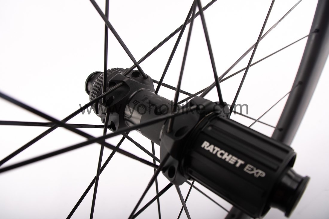 Princeton 6560 carbon wheels disc brake with DT swiss 180 hubs - Image 6