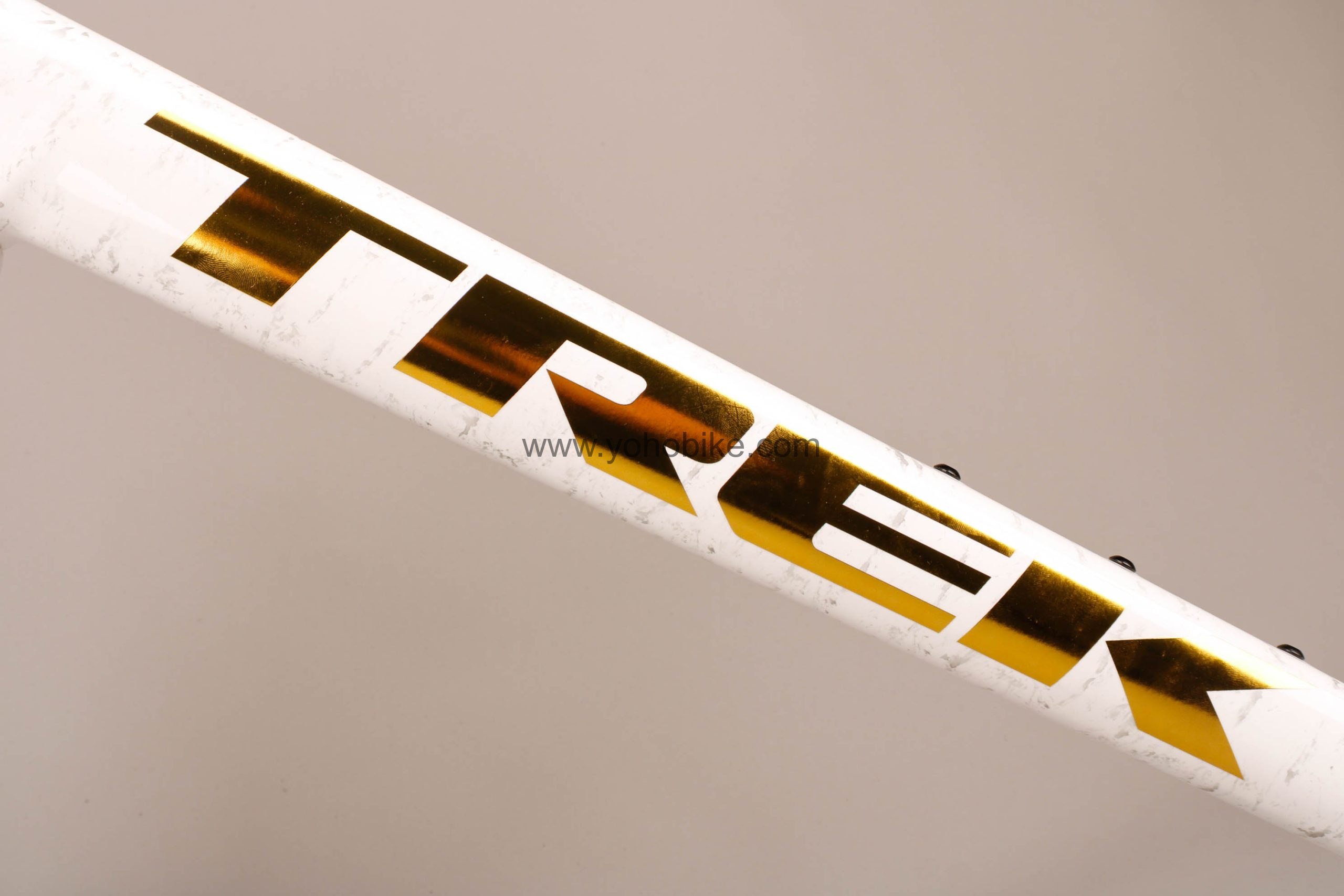 60 Colors 2025 Trek Madone gen8 Frame With Handlebar Color Catalog CRF02 Color Catalog - Image 9